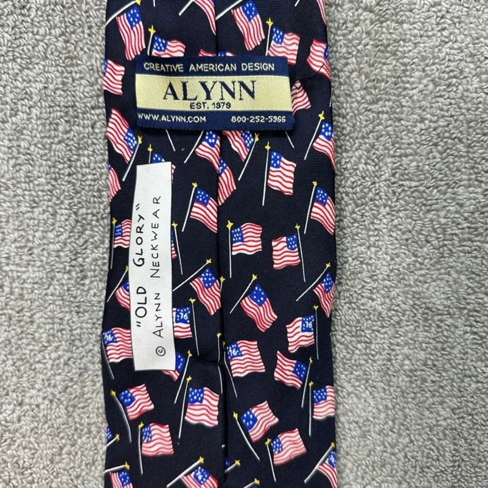 Alynn Neckwear Mens Old Glory American Flag Silk Tie Navy Blue Patriotic USA